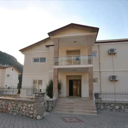 Karmele Villa *